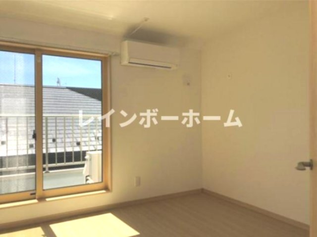 アットリラ行徳