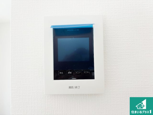 堺市美原区阿弥　新築一戸建ての防犯設備|カラーモニターインターホン！声だけでなく来訪者の姿や顔がモニターで確認できるので、小さなお子様がいらっしゃるご家庭でも安心できます！