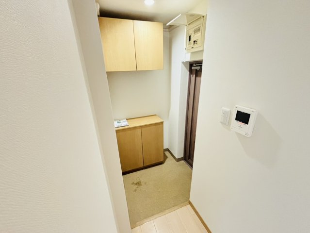 太宰府市五条２丁目の賃貸マンションの玄関|別号数タイプ
