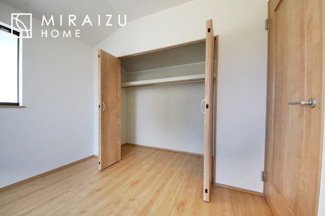 【子供部屋】 | プライバシー性と開放感を高める住環境。陽当たりの良い開かれたロケーションを活かし、心地よい暮らしをプランニング