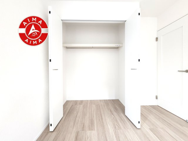 古賀市日吉2丁目第1-2棟（B号棟）の内観：施工例|収納には困りません。