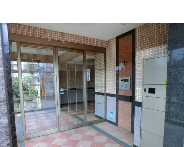  ヴェルドミールⅡ　三筑小学校区のエントランス|ヴェルドミールⅡ