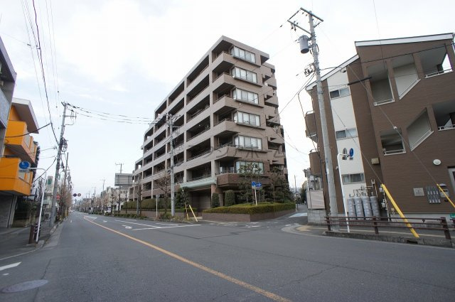 レクセルマンション新所沢の外観