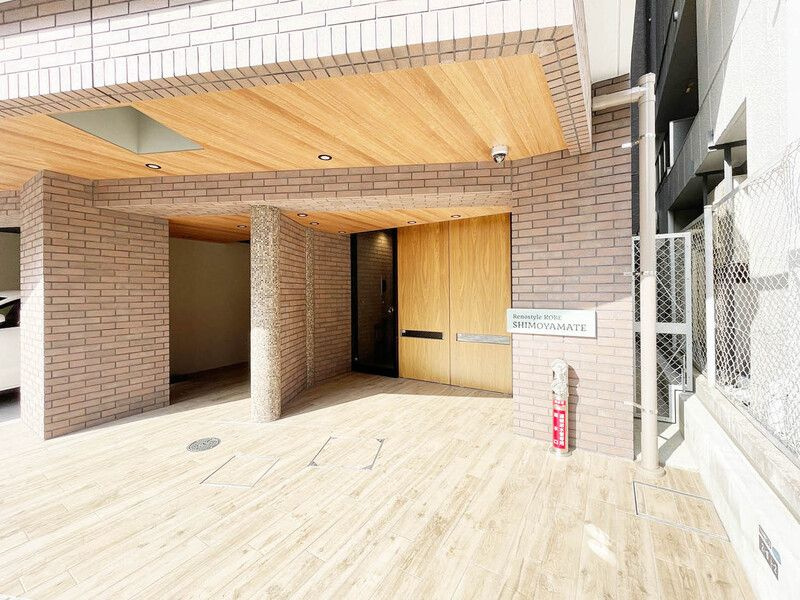 リノスタイル神戸下山手のエントランス