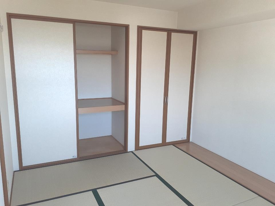 ロイヤルグレース花田　C棟の和室