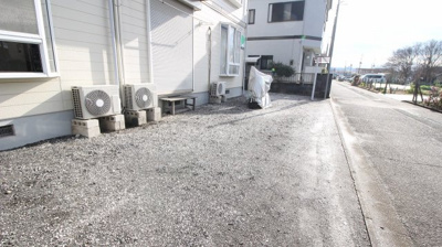 【駐車場】 | 双柳ハイツ | 駐車場があります