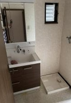 堀溝3丁目　中古一戸建ての独立洗面台|シャワー付き洗面化粧台
■物件内覧・資金計画相談・住宅ローン相談、リフォーム相談、お問合せ受付中■
※当日・翌日のご内覧、ご相談はお電話でのお問合せがスムーズです！