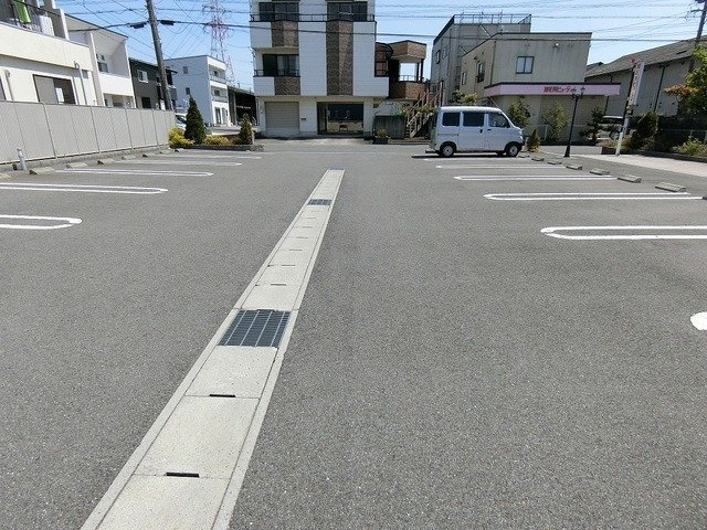 フランメゾン　Ｂの駐車場