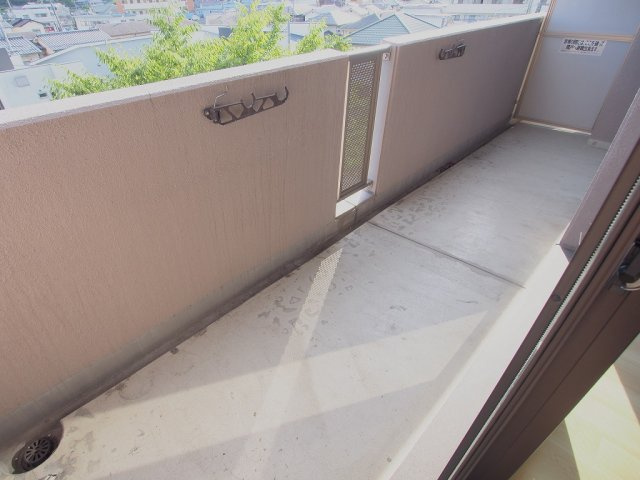 マンションリバーハンズのバルコニー