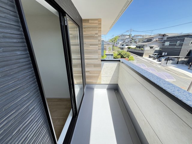 【バルコニー】 | 福岡市東区美和台5丁目2期　2号棟（全2棟）【仲介手数料無料・0円】 | 現地写真。