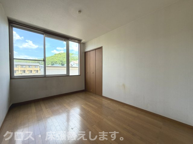 とまとはうすの収納|クロス・床全面張替予定です