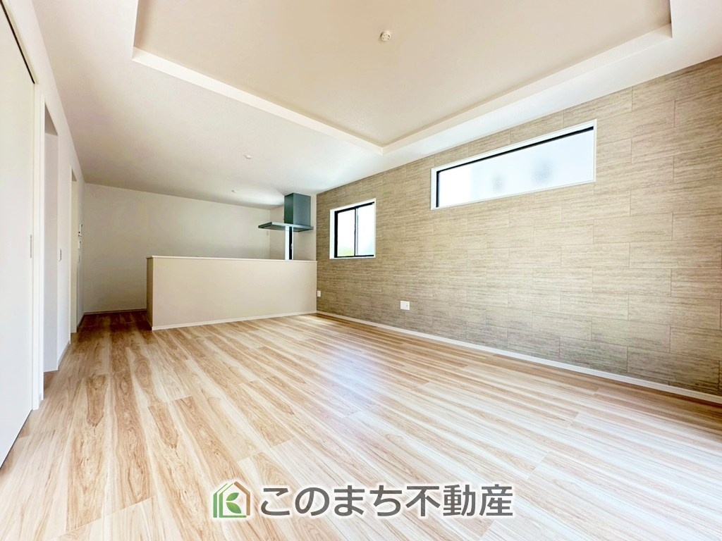 リガーレ宇都宮市江曽島町16期の居間・リビング|時間のゆとりと空間、暖かな陽光がもたらす光と風を独占してください。新しい暮らしが始まります。
