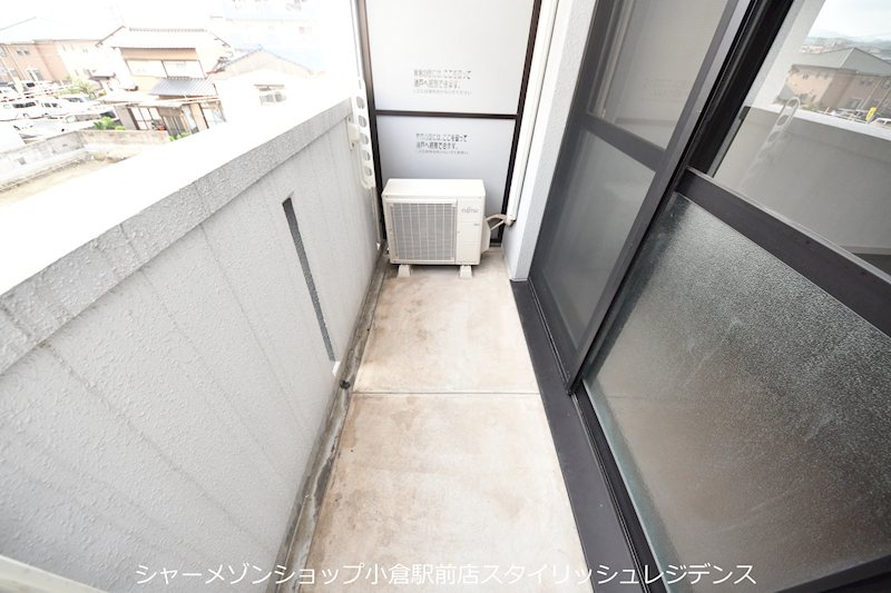 A&E Glanzのバルコニー