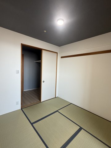 レスタージュ住道の和室|リビングから繋がる和室