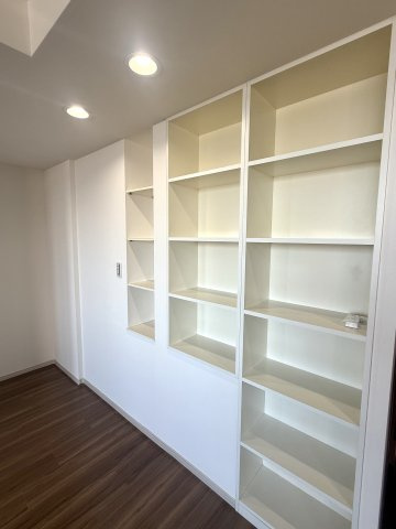 レスタージュ住道の収納|豊富な作り付け収納