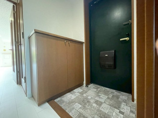 【玄関】 | 千葉市緑区土気町　リフォームマンション　JR外房線「土気駅」　徒歩7分