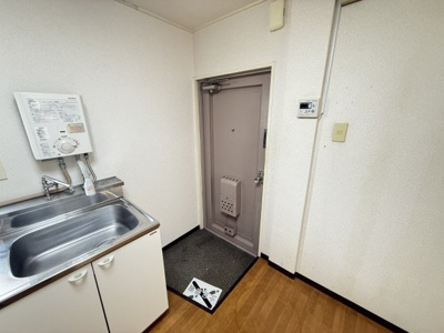 【玄関】 | 京橋クイーンハイツ