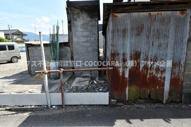 南アルプス市鮎沢の売地のその他|東側境界（北より撮影）