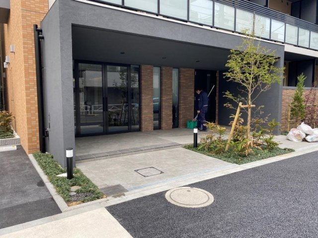 ウエサカ ステューディオのエントランス