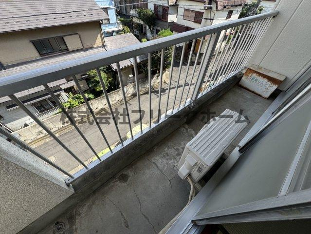 三鷹市牟礼６丁目の賃貸マンションのバルコニー