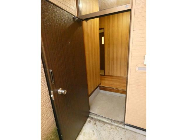 パークハイツ（鳥取大通）の玄関