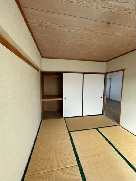 アリス一つ山の収納