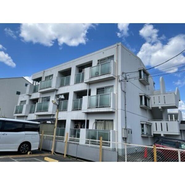 アリス一つ山の外観