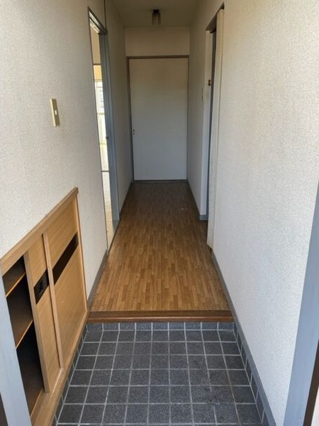 アリス一つ山の玄関