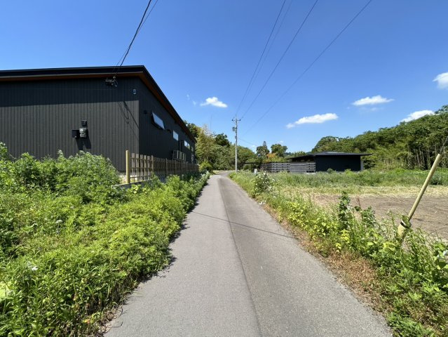 【前面道路含む現地写真】 | 都城市横市町　350万円