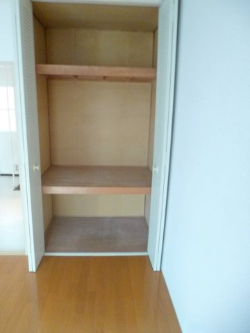 パインハイツの収納