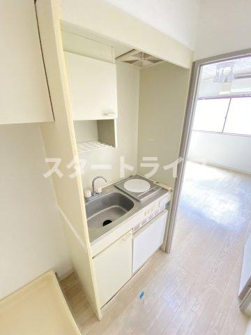 大阪市東淀川区東中島２丁目の賃貸マンションのキッチン
