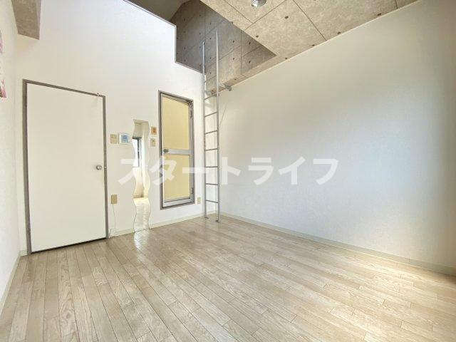 大阪市東淀川区東中島２丁目の賃貸マンションの寝室