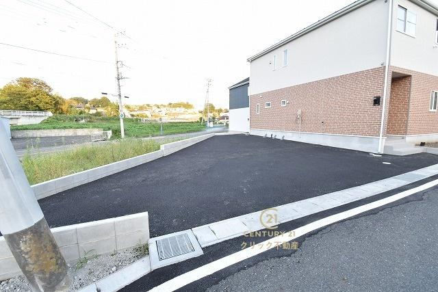 Cradlegarden　 常陸太田市増井町　第1　3の駐車場|駐車場は十分なスペース。ご家族それぞれが車をご所有の場合や、来客の際も安心です。
内覧可能です。ご予約はHPから、またお電話でもお気軽にどうぞ。