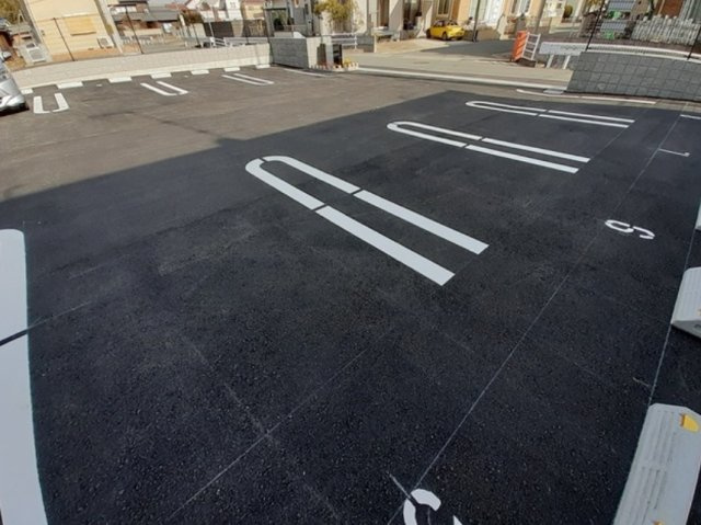 ベルオーブRの駐車場