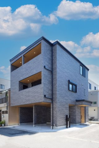【外観】 | 平野区西脇1丁目 | 【北西角地！駐車2台OK！南側も現況通路です☆2WAYアクセス可能♪】ローン返済目安：月々約130410円（頭金0円、変動金利0.875％、返済期間40年、ボーナス払い無しで試算しています）