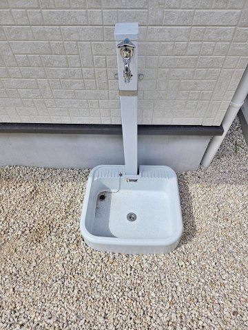 【庭】 | 半田市前田町　4号棟 | 庭の立水栓