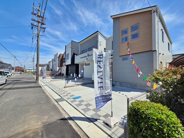 【前面道路含む現地写真】 | 半田市前田町　2号棟
