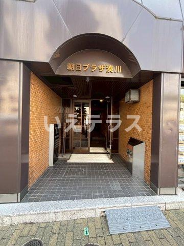 朝日プラザ湊川のエントランス