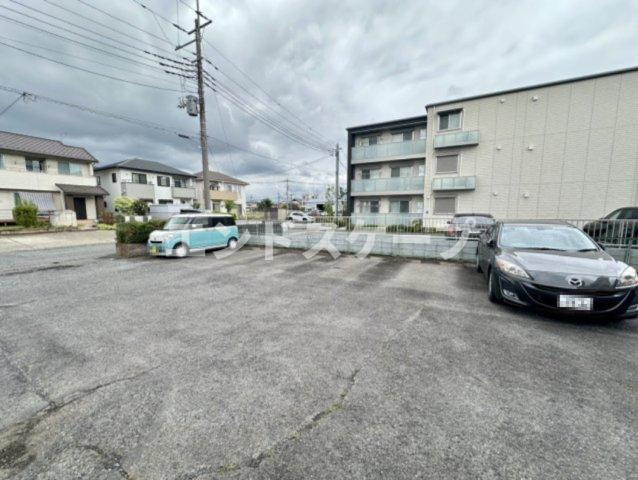 ハイムマルベリーの駐車場|高崎、前橋のお部屋探しはエンドスケープまで！お客様の理想お聞かせ下さい♪