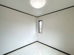 【洋室】 | 下松市星が丘３丁目戸建 | 2階北東側5帖洋室