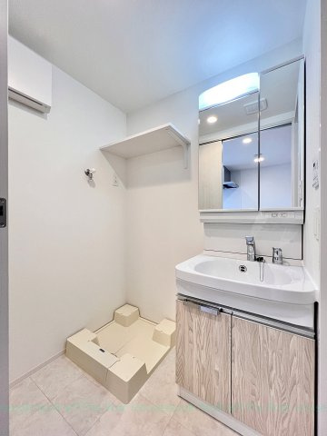LiveFlat千種WESTの洗面所