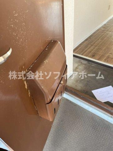 石原マンション（三山）のその他|収納もある玄関です
