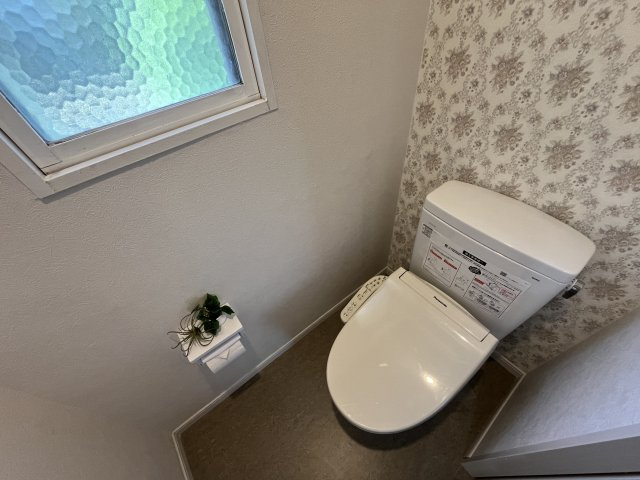 南平野住宅1号棟のトイレ|ゆったりとした空間のトイレです