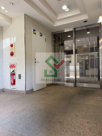 コンフォート栄のロビー