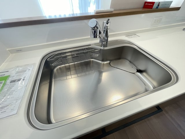 中城村伊集（全2棟）のキッチン|※同施工会社写真です　