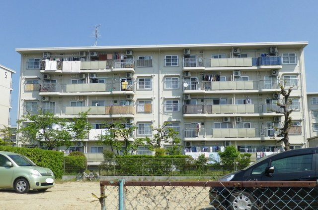 月丘団地　4号棟　