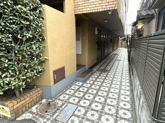 【エントランス】