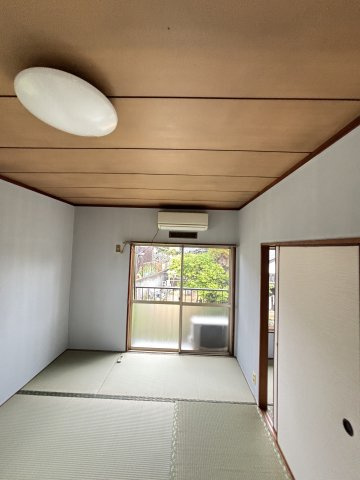 倉重アパートの和室