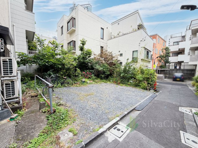 港区赤坂4丁目の外観