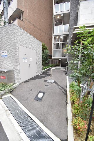 エスリード大阪ドームシティの駐車場